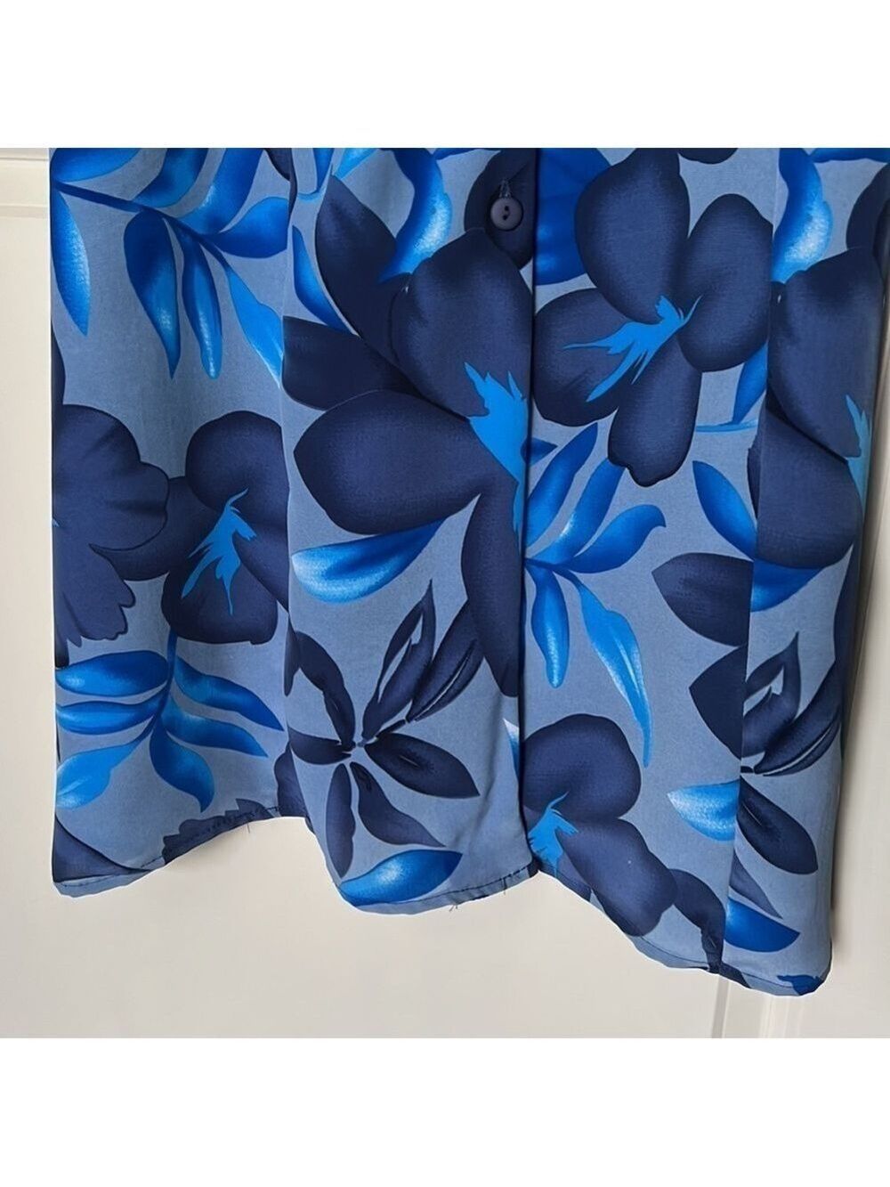 Penman’s Blue Vintage Floral Button Down Short Sleeved Size Small - Picture 6 of 11